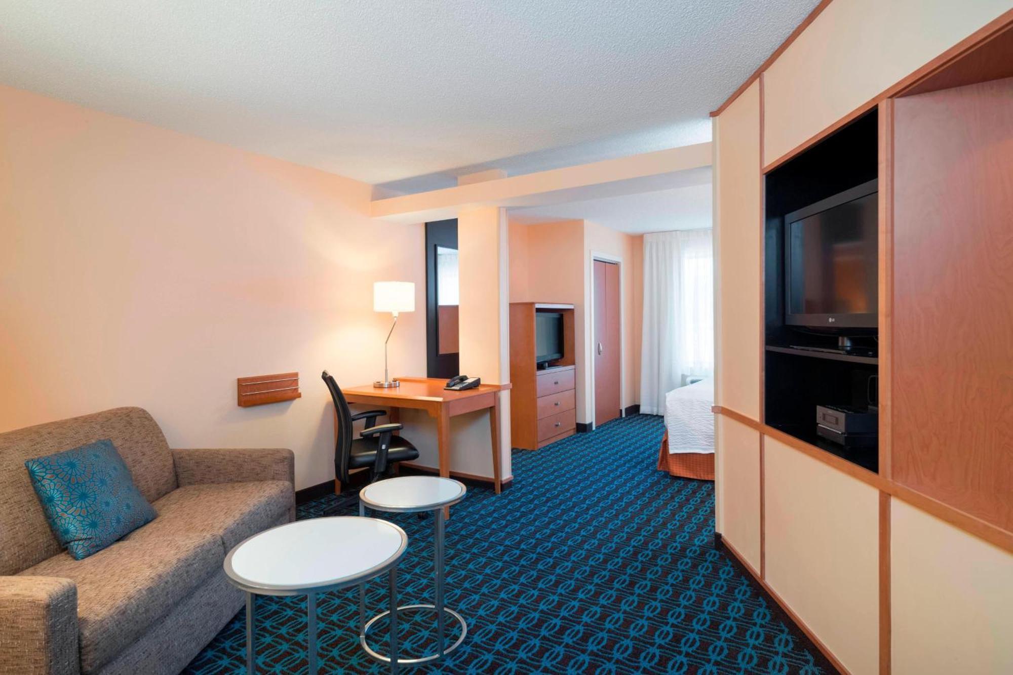 Fairfield Inn & Suites By Marriott State College Zewnętrze zdjęcie